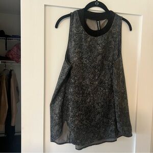 NWOT ATHLETA Black and Gray Women's Top